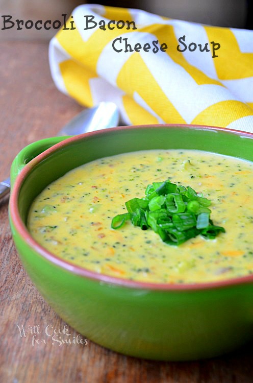 Easy Broccoli Cheese Soup Recipe loaded with crispy bacon. It's perfect comfort food for the fall. #soup #broccolicheese #bacon #broccoli #cheesysoup