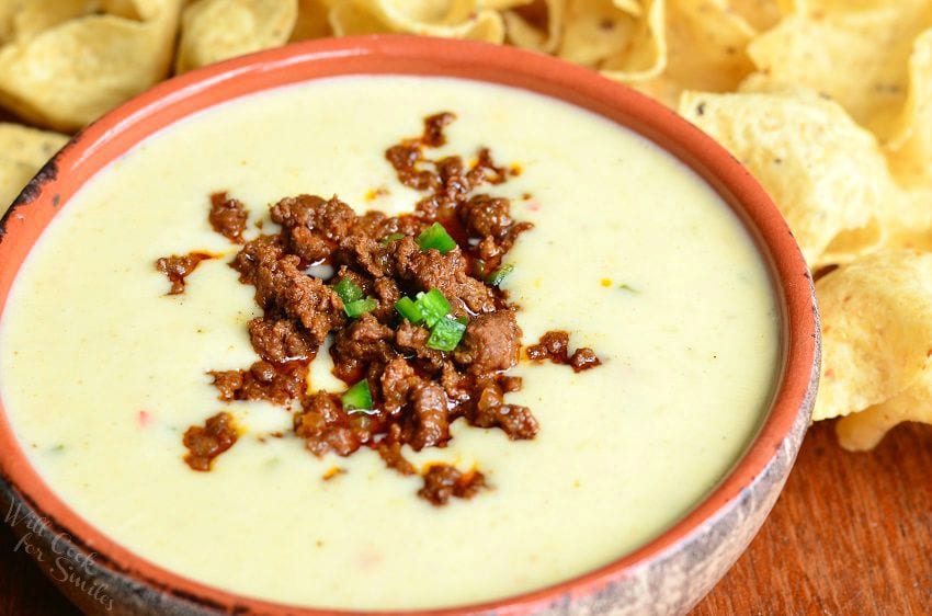 https://www.willcookforsmiles.com/wp-content/uploads/2015/08/Queso-Blanco-Dip-with-Chorizo-1-from-willcookforsmiles.com_.jpg