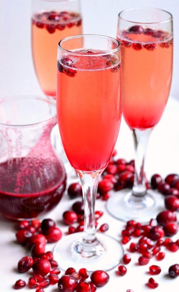 Cranberry Pomegranate Champagne Cocktail Will Cook For Smiles 9982