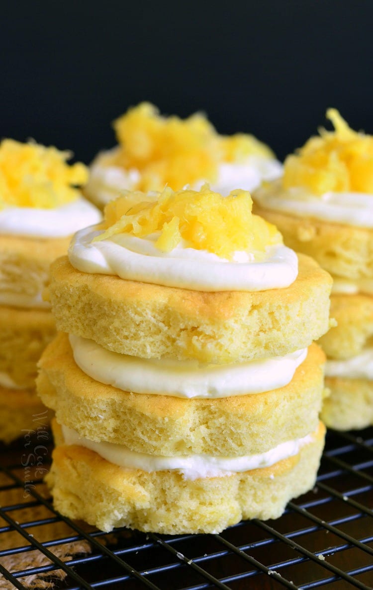 Mini Pineapple Cake