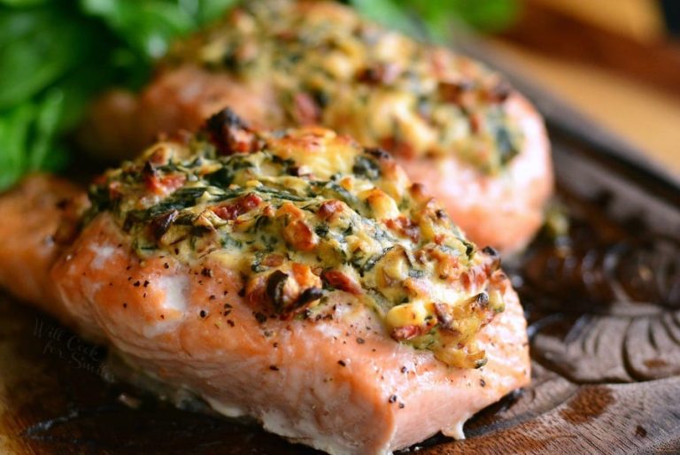 Creamy Spinach and Sun Dried Tomato Stuffed Salmon