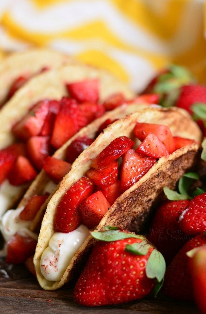 Cinnamon Strawberry Cheesecake Dessert Tacos Will Cook For Smiles