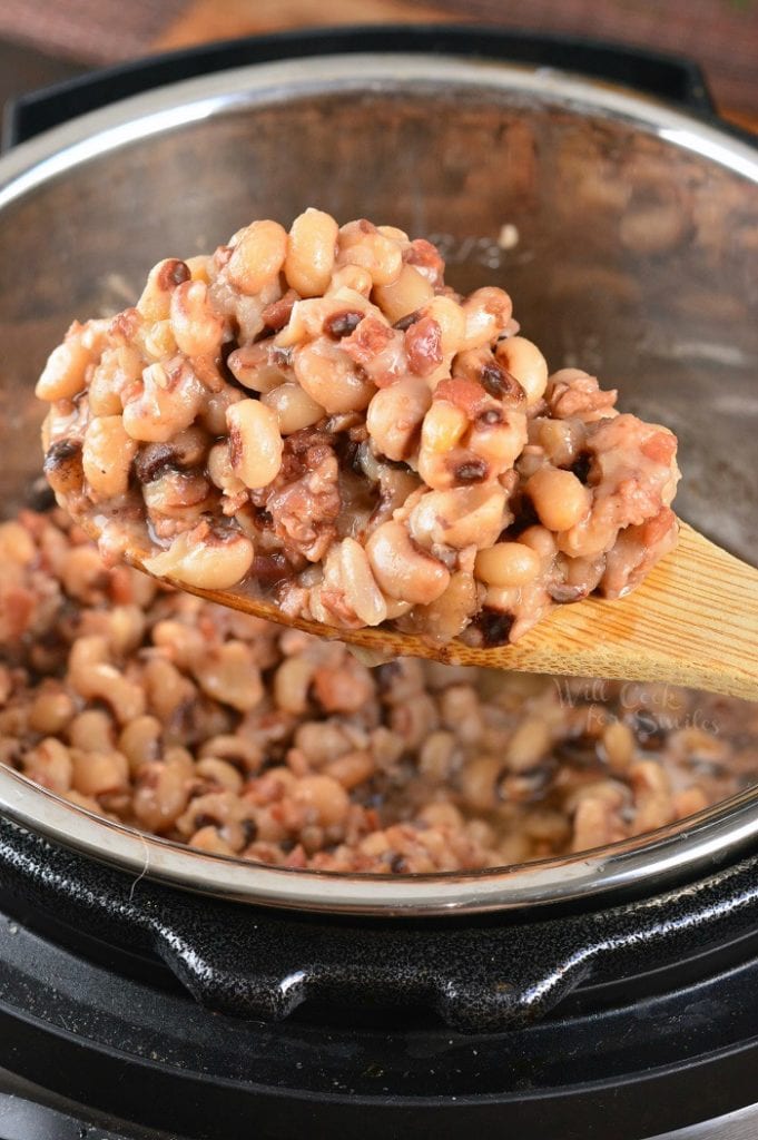 Instant Pot Black Eyed Peas - Will Cook For Smiles