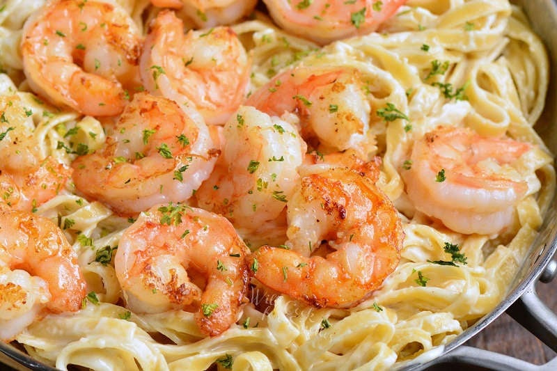 Shrimp Alfredo - Easy, Creamy, and Comforting Classic Dish