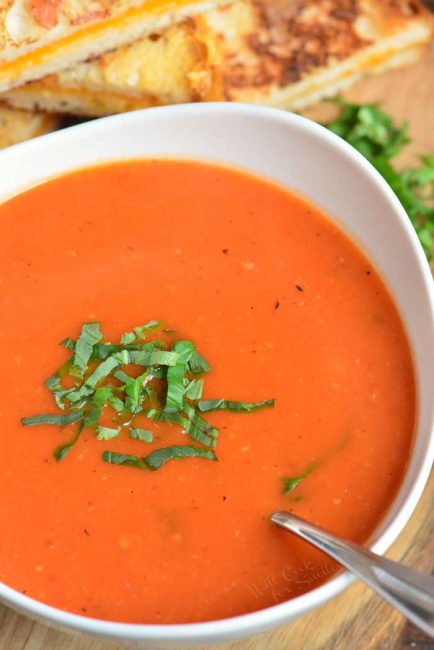 Tomato Basil Soup - Easy Homemade Tomato Soup Full Of Flavor