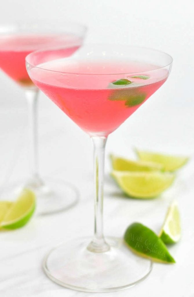 The Perfect Cosmopolitan Cocktail Learn How To Make This Classic Cocktail