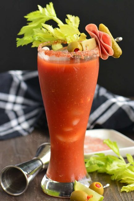 Bloody Mary- Spicy Flavorful And Easy Cocktail Recipe