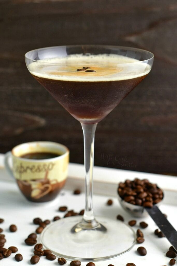 Espresso Martini - Invigorating Simple Cocktail With Only 3