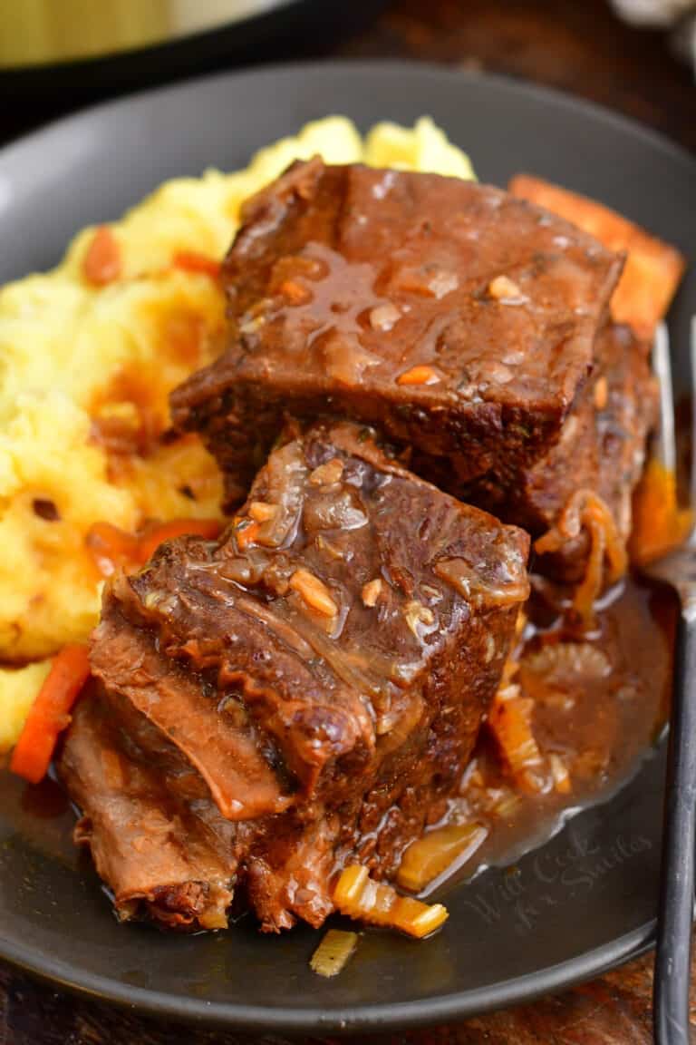 Instant Pot Short Ribs - Learn To Make Succulent Short Ribs In Instant Pot