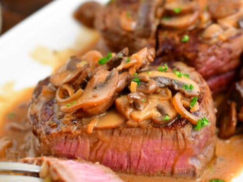 Steak de boeuf, sauce barbecue au rhum - 5 ingredients 15 minutes