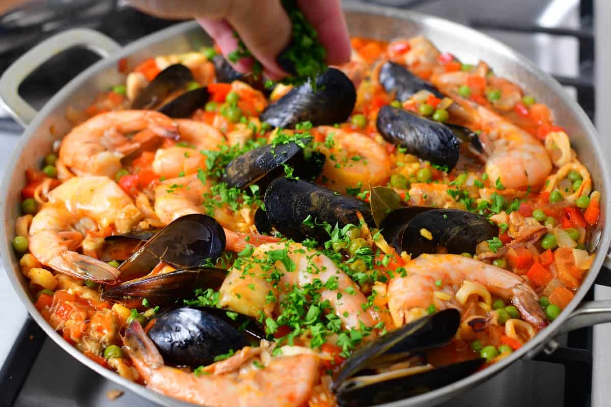 Family Favorite Paella Recipe - Beautiful Paella with Seafood and Chicken