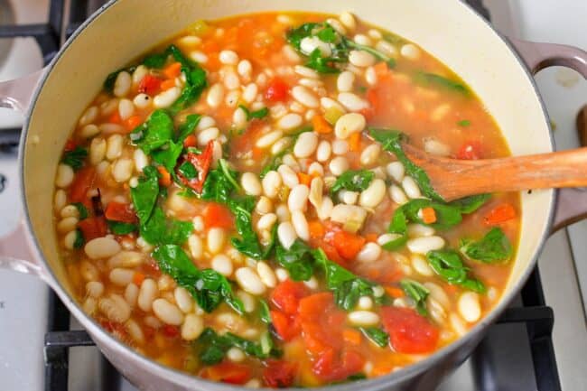 White Bean Soup - Hearty Italian Style White Bean Soup