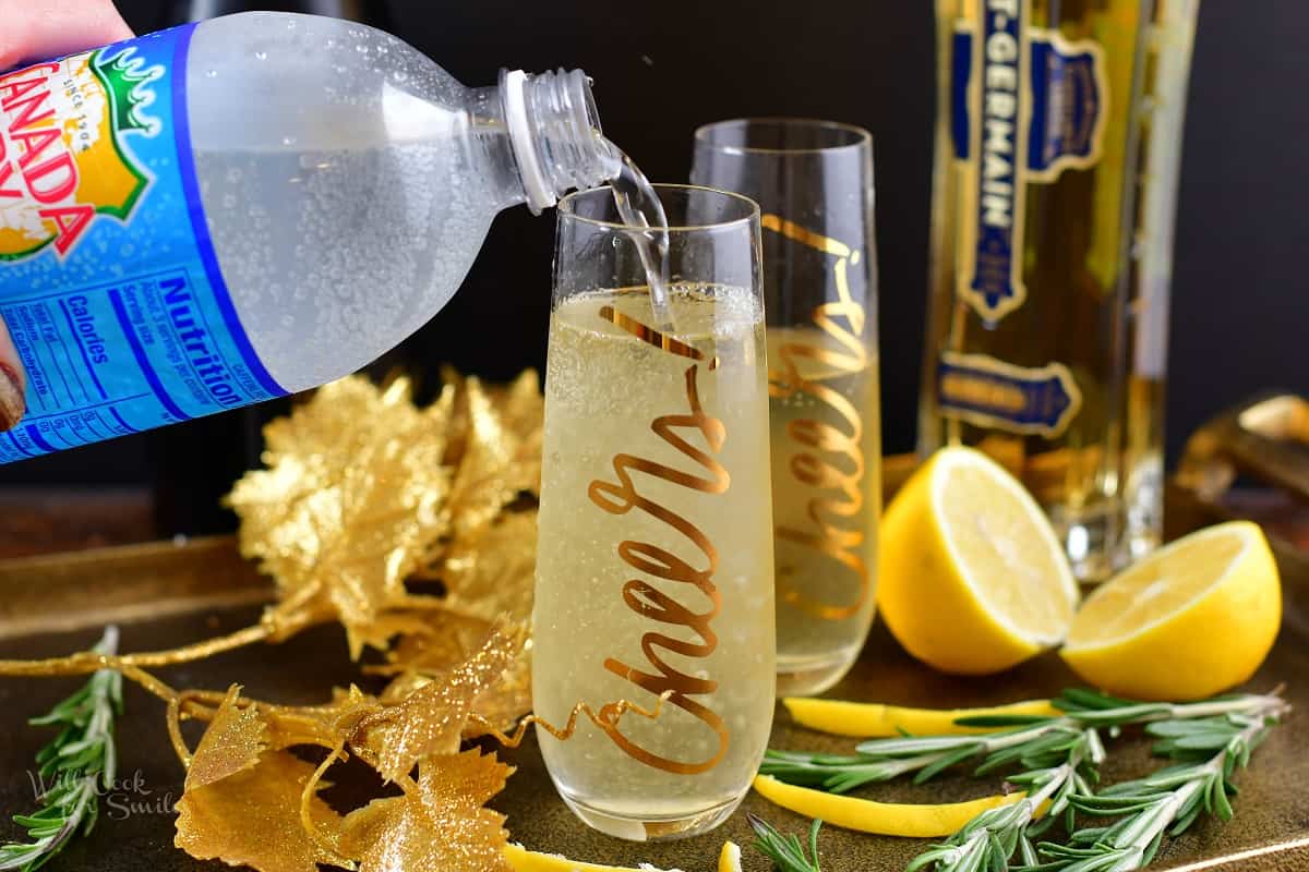 adding club soda to the champagne cocktail