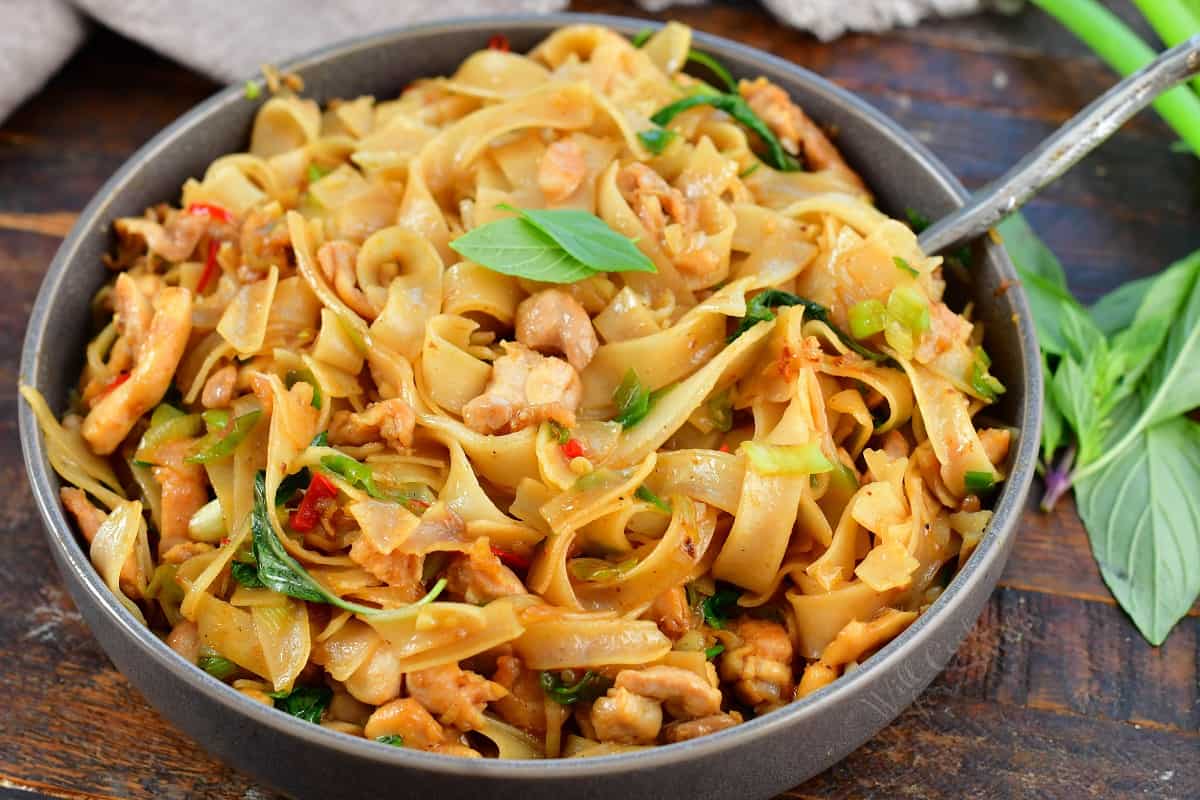 Drunken Noodles (Pad Kee Mao) - Will Cook For Smiles