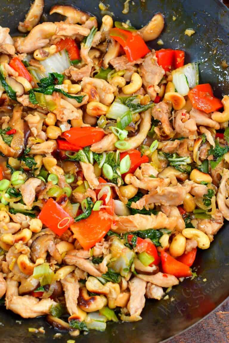 Thai Cashew Chicken (Gai Pad Med Mamuang)