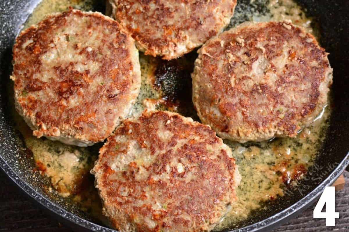 Pan-Fried Turkey Burgers Recipe
