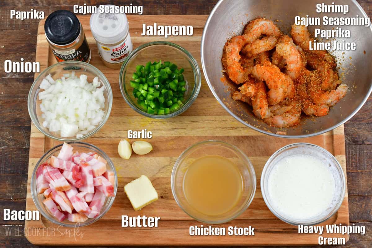 labeled ingredients infographic with ingredients to make Cajun shrimp for shrimp and grits.